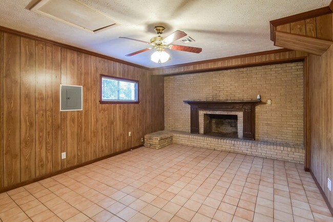 184 Millers Creek Dr