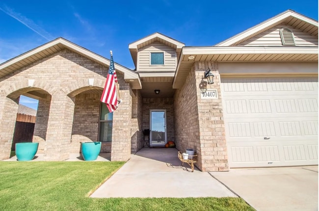 Photo - 3/2 in Frenship ISD: Appliances included!!!!