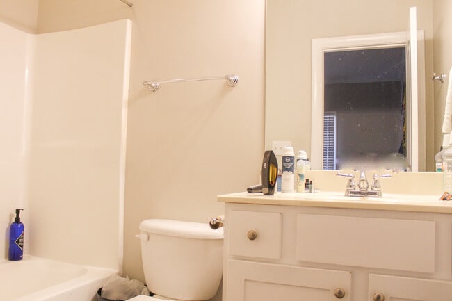 Photo - 103 Grove Hill Dr
