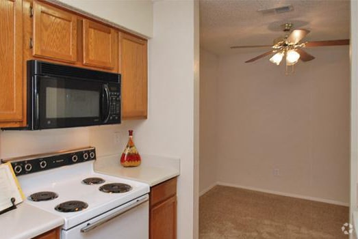 Valley Creek Apartments
