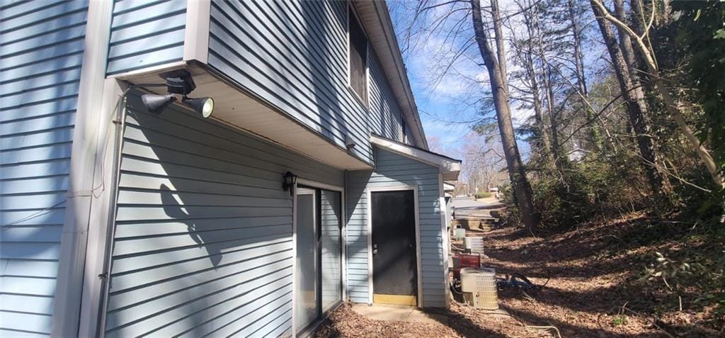 Photo - 1570 Oakpoint Dr SW