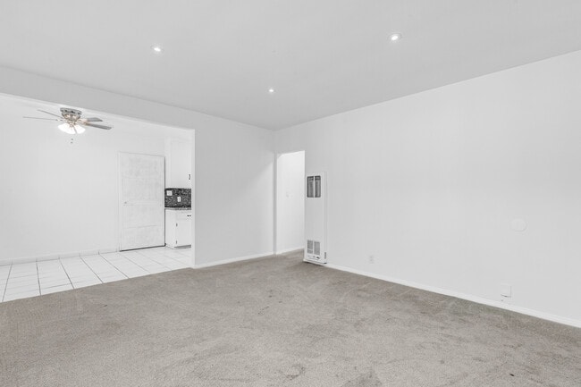 Photo - 536 Hyde Park Pl Unit 536