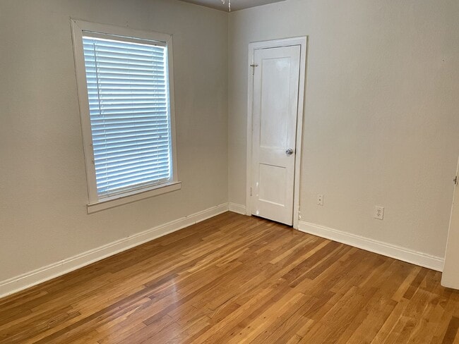 Photo - Pre Leasing for Fall 2026! 3/2 in Tech Terrace!