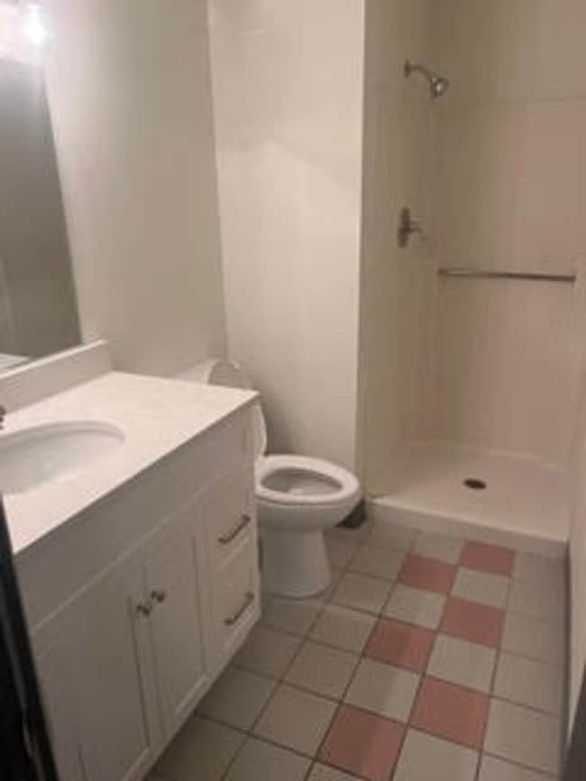 Photo - Pointe West Apartments