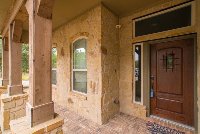 Photo - 11 Sawbridge Cir