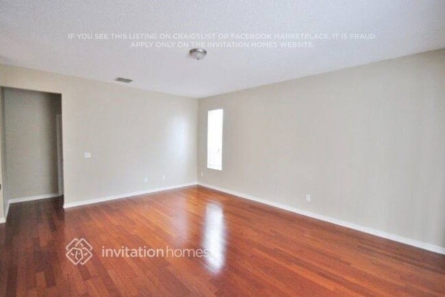 Photo - 489 Eastbridge Dr