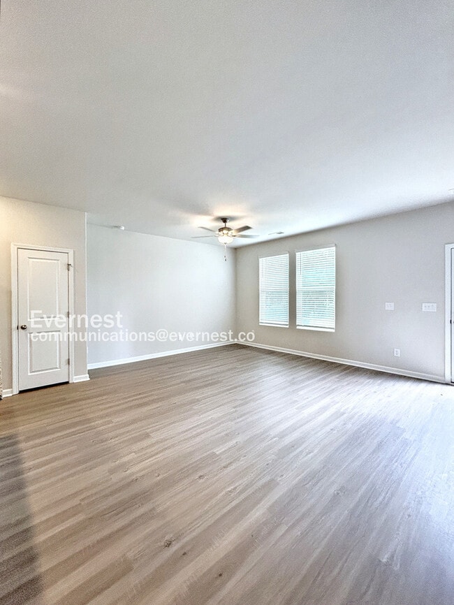 Photo - 2148 Willow Glen Dr