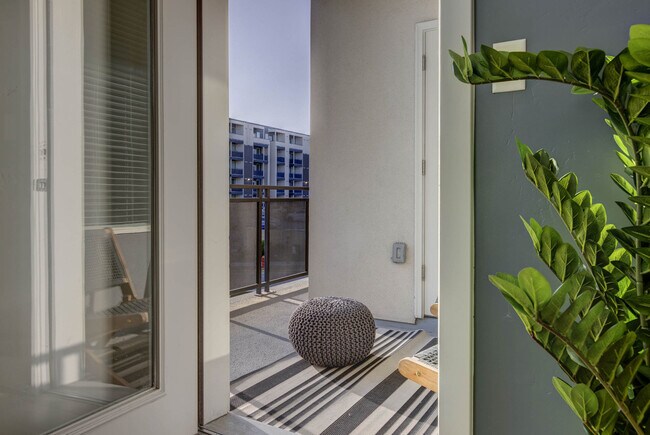 Metro at Fireclay apartments — community photo