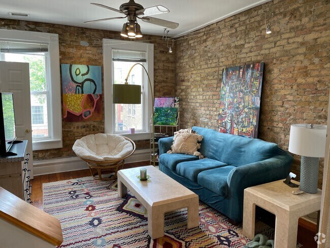 Building Photo - 1613 W Pierce Ave Unit 2F Rental