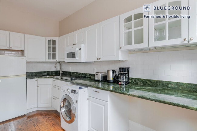 Photo - 232 Newbury St Unidad FL3-ID1300