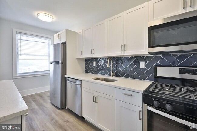 Building Photo - 4247 Locust St Unit 1B-613 Rental