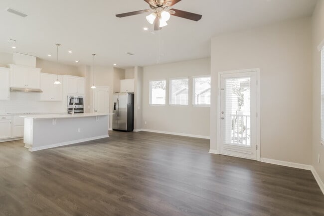 Photo - 4618 Socrates Wy