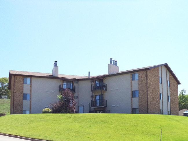 Colton Heights - Colton Heights Apartments