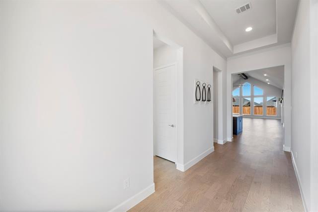 Photo - 552 Horsetail Wy