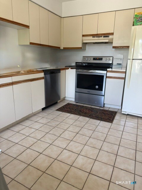 Photo - 158 Seaside Ave Unit C