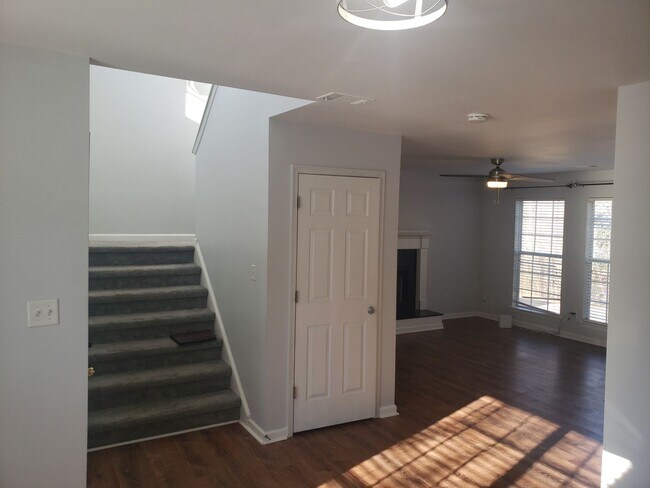 Photo - THE GOOD LIFE IN FAIRBURN