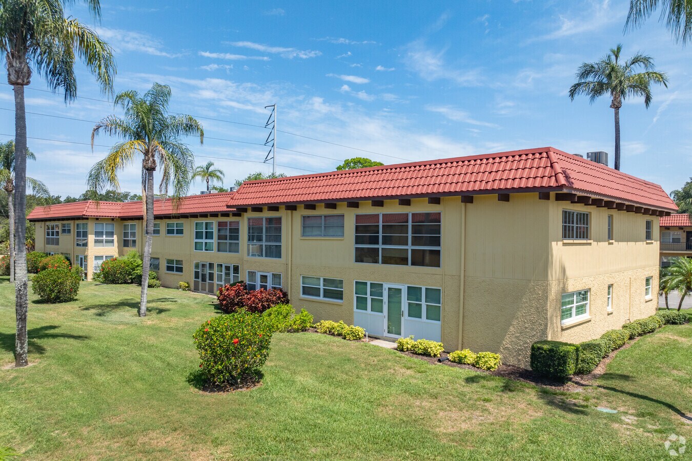 Photo - Pennwood Manor