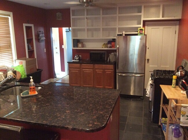 Photo - 149 Grove St Unit 1