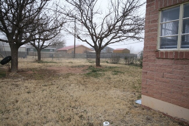 Photo - 2616 Sheldon St