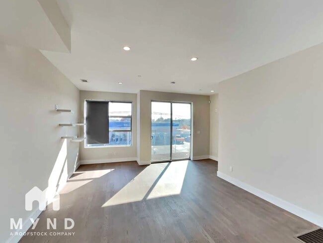 Photo - 3103 35th Ave