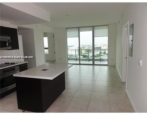 Photo - 90 SW 3rd St Unidad 2907
