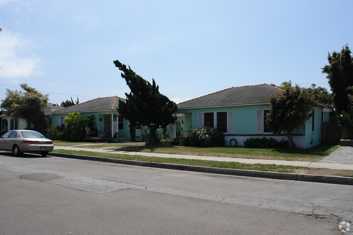 Photo - 1065-1069 Felspar St