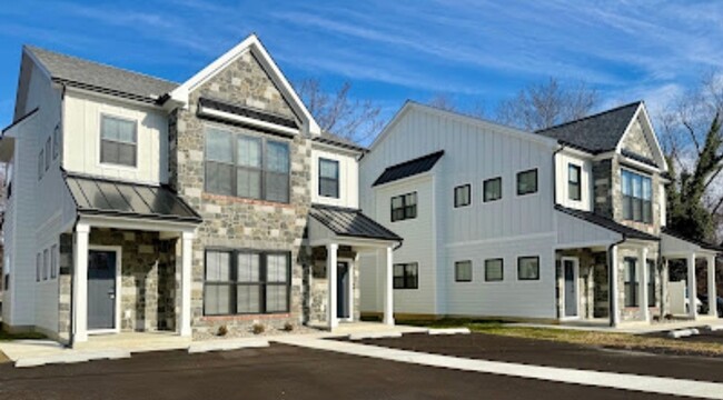 Modern Living: New Construction Rental in ... - Modern Living: New Construction Rental in ...