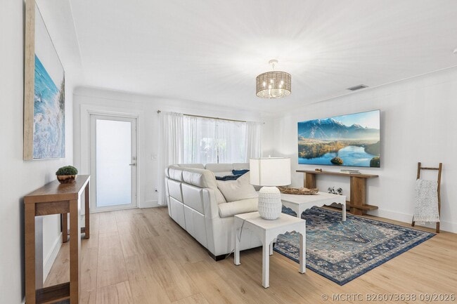 511 SE 9th Ave