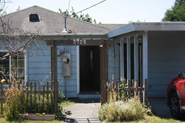 Photo - 2724 Rohnerville Rd Casa