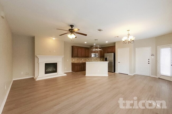 Photo - 4245 Indian Run Dr