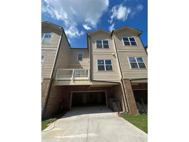 Photo - 735 Brecklin Ln