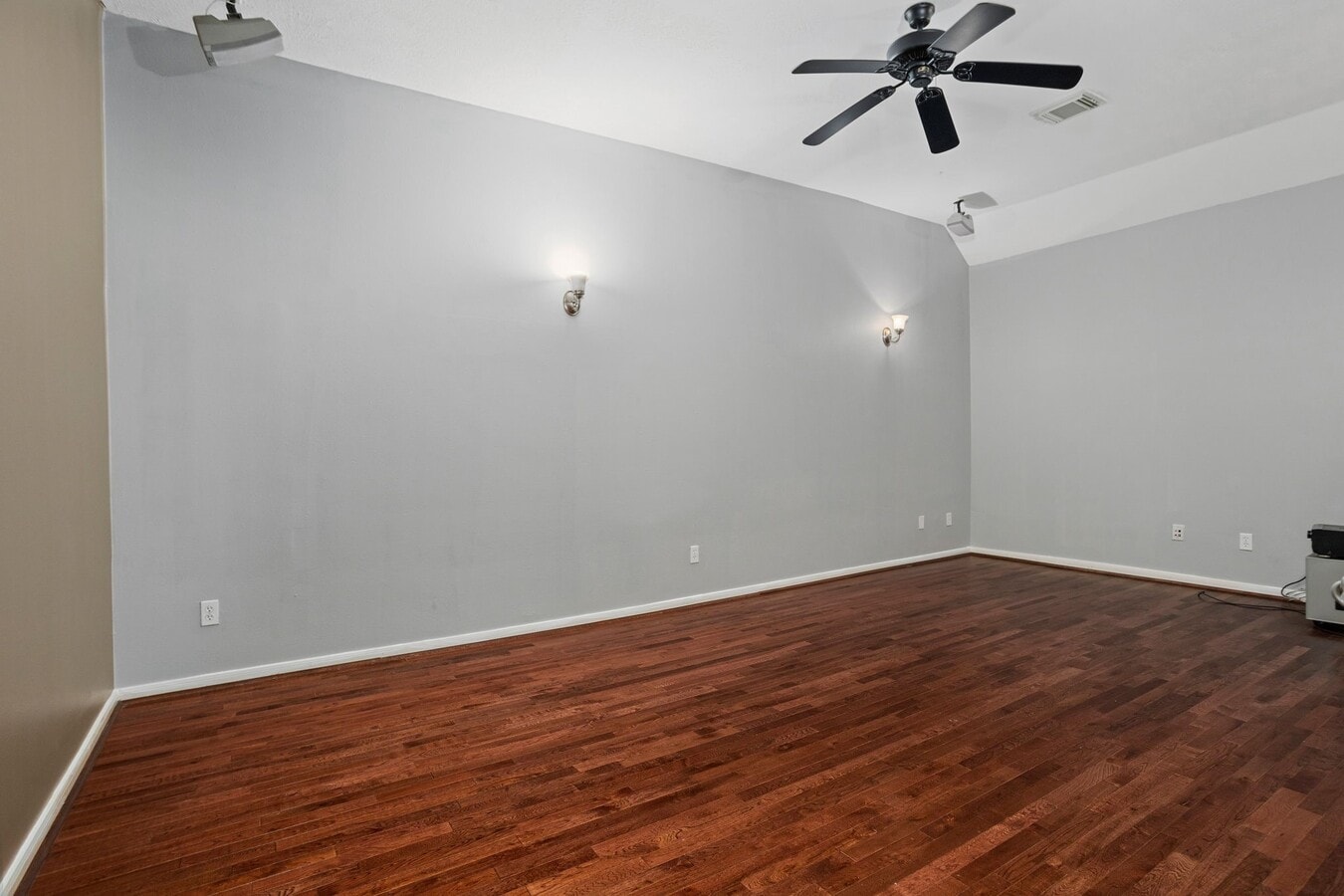 Photo - 6703 Forsythe Ln