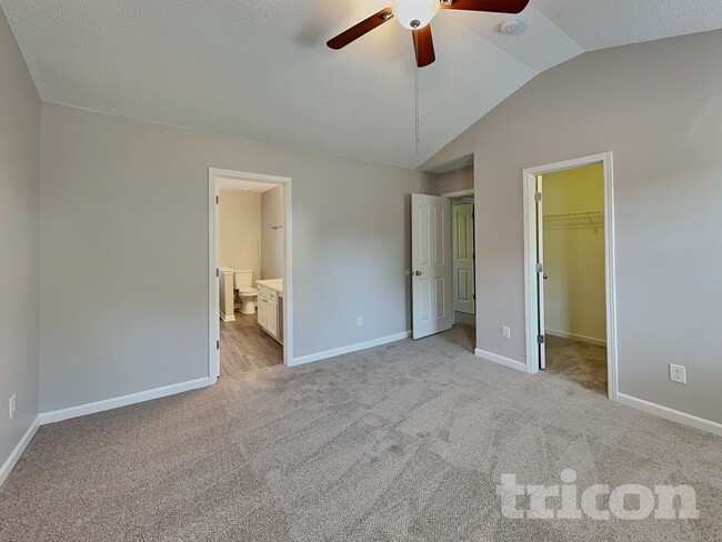 Photo - 5940 Briggs Dr