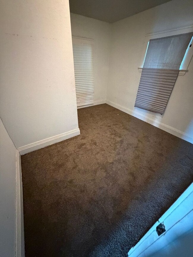 Photo - 11624 Forest Ave