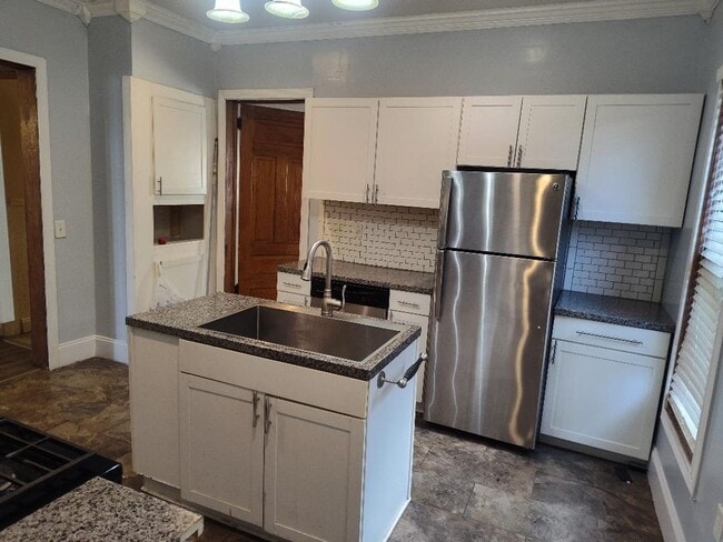 Photo - 3 BR/ 1 Bathroom - Stuart Neighborhood Unidad 1