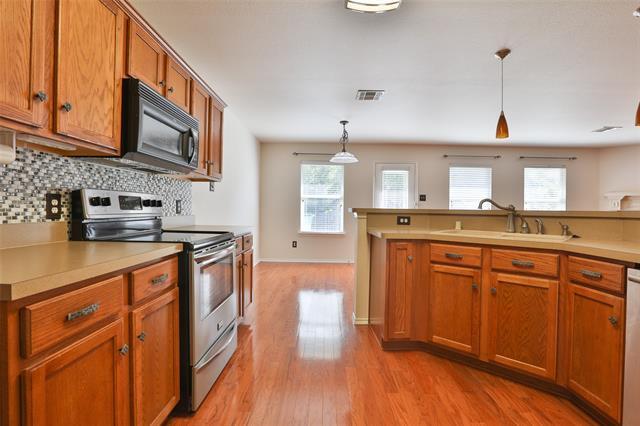 Photo - 809 Robbin Cir
