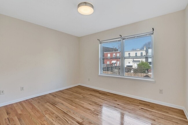 Photo - 529 M.L.K. Drive