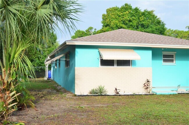 Photo - 1815 37th Ave
