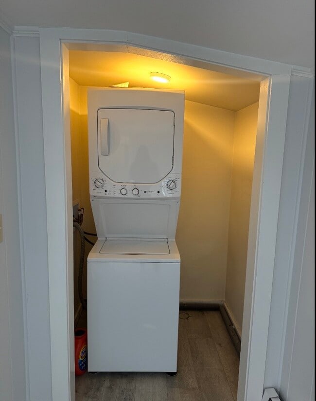 Photo - 70 High St Unit 2