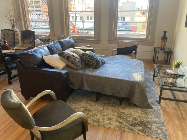 Photo - 1555 California St Unidad ID1341154P