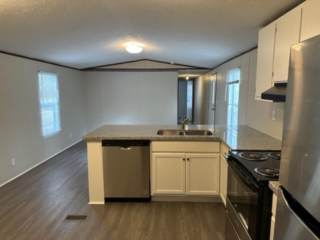 16881 Interstate 45 N