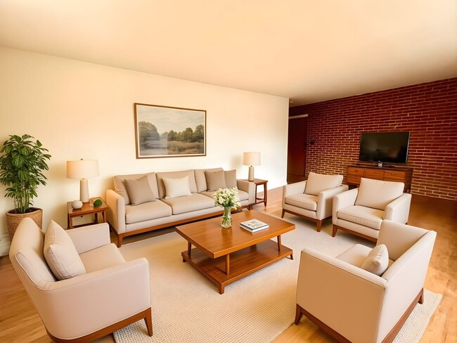 Photo - Charming Two Bedroom / 1.5 Bath Unit 2727-2N