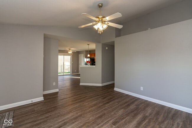 Photo - 1104 Torino Ln