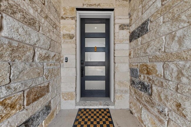 Photo - 2121 Lolo Ln