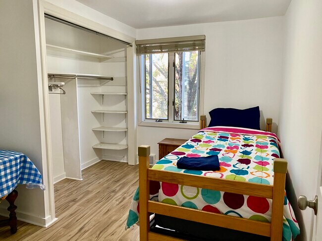 Photo - 5512 Forbes Ave