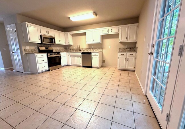 Photo - 1 Mills Ln