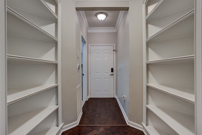 Front entry door and foyer - 1850 Cotillion Dr Unit 1009
