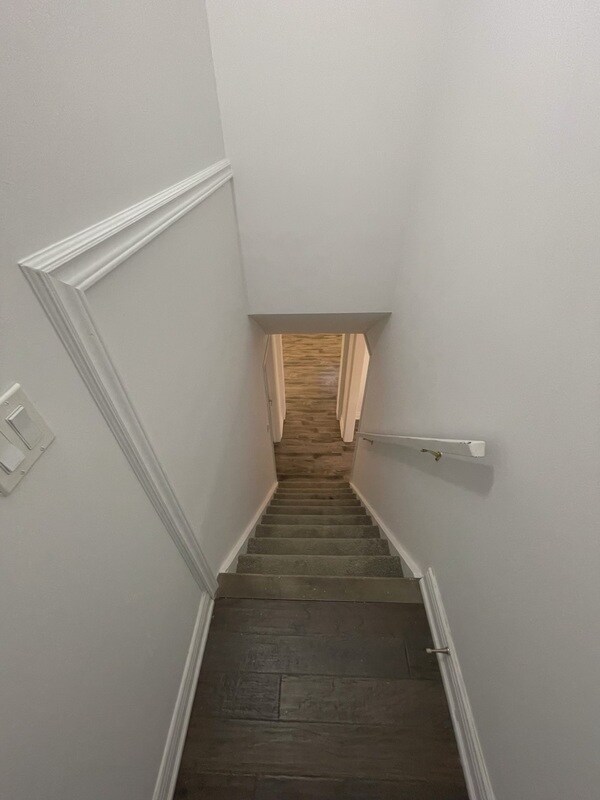 Photo - 105 Hester St Unit LOWER