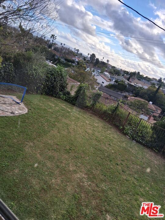 Building Photo - 5245 Maymont Dr