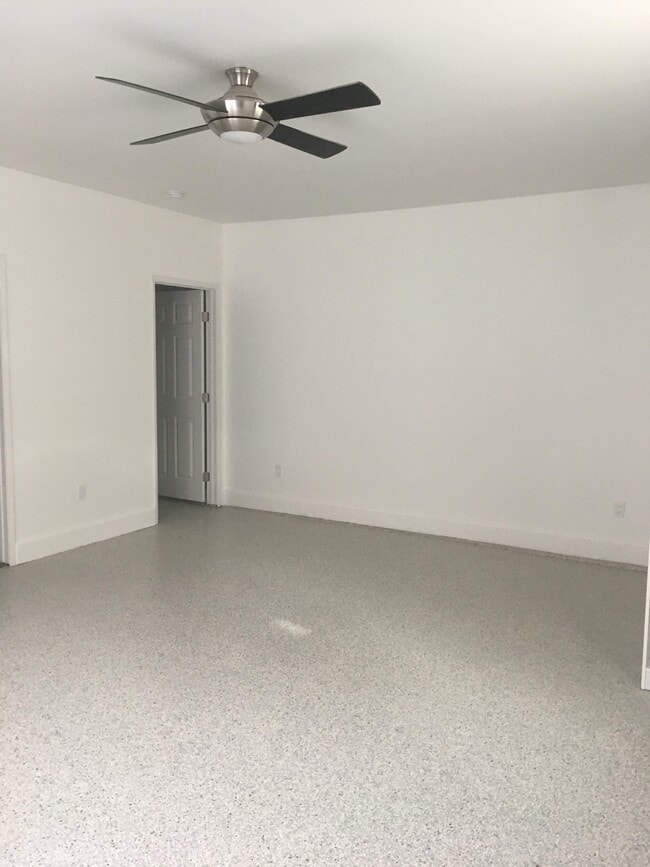 Photo - 7916 Sedan Ave